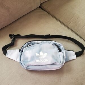 NWOT Adidas Original Sport 2.0 waist bag